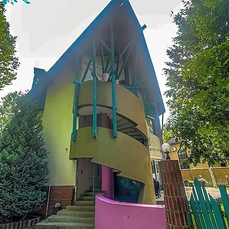 Matyas Vendeghaz Hotel *